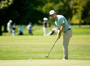 Van der Vight fires 59 to lead in Germany