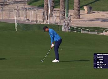 Wenyi Ding sets up kick-in birdie at 18th 