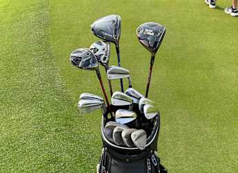 Martin Couvra: What's in the bag? 