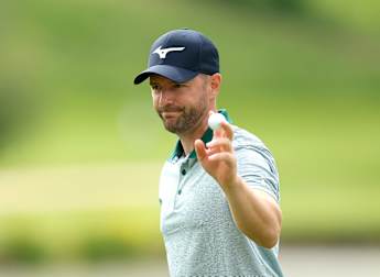 Marcel Schneider still leads by two at midway point in Austria