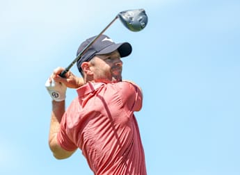 Marcel Schneider stays in front after entertaining third round in Austria