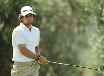 Angel Ayora takes narrow lead into the weekend in Italy