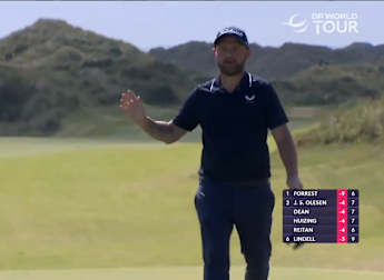 Andy Sullivan holes lengthy birdie putt at the ninth