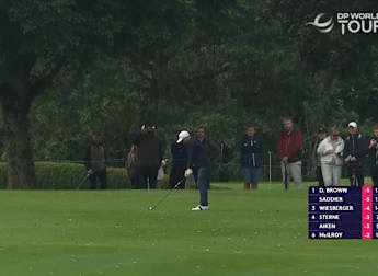Andy Sullivan sets up eagle with incredible approach to the 18th