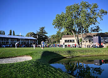 Stats and chats | A look at the par-three 18th at Golf de Saint-Nom-La-Bretèche