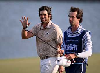 Nacho Elvira keeps his cool to lead by two in Dubai