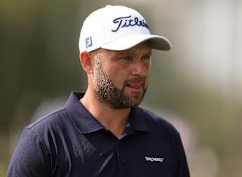 WATCH: Andy Sullivan hits 'gem' to set up closing eagle