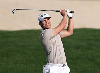 Calum Hill takes lead into final round as Freddy Schott closes gap