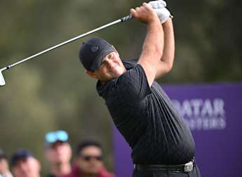 Patrick Reed builds two-shot lead after bogey-free round in Qatar