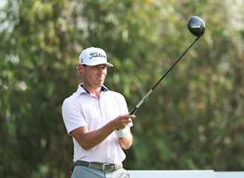 Jordan Gumberg extends lead in Hainan