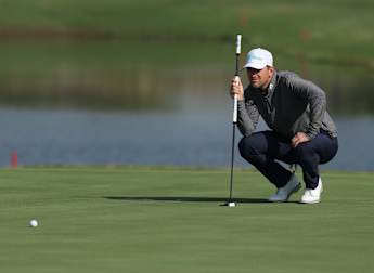 Shaun Norris and Bernd Wiesberger edge ahead in China