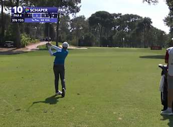 Jayden Schaper inches away from hole-out eagle