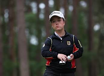 Jennifer SRAGA 102078