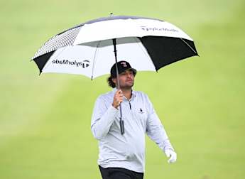 Eugenio Chacarra charges into share of lead with Sebastian Söderberg