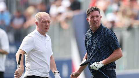 Former rivals Paul Scholes and Robbie Fowler played together