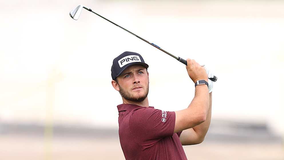 Hamish Brown-2197958546