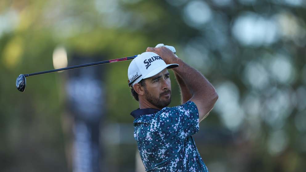 Altin van der Merwe (2)