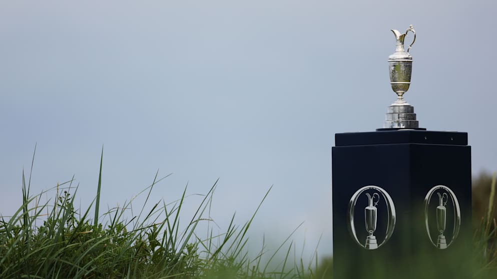 Claret Jug-2162488293