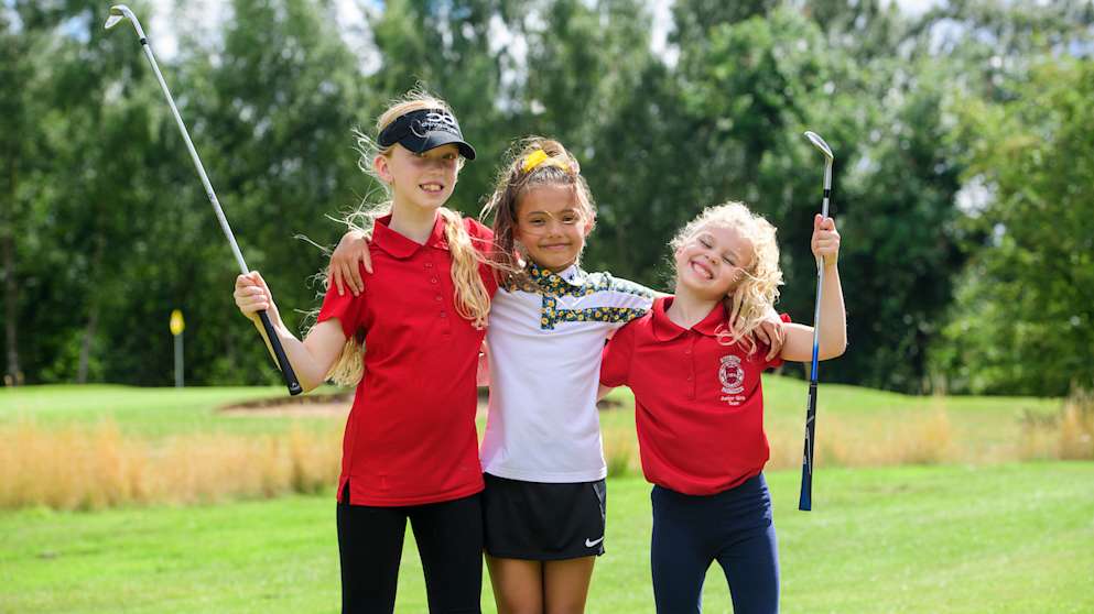 CV138_GolfFoundation_220802