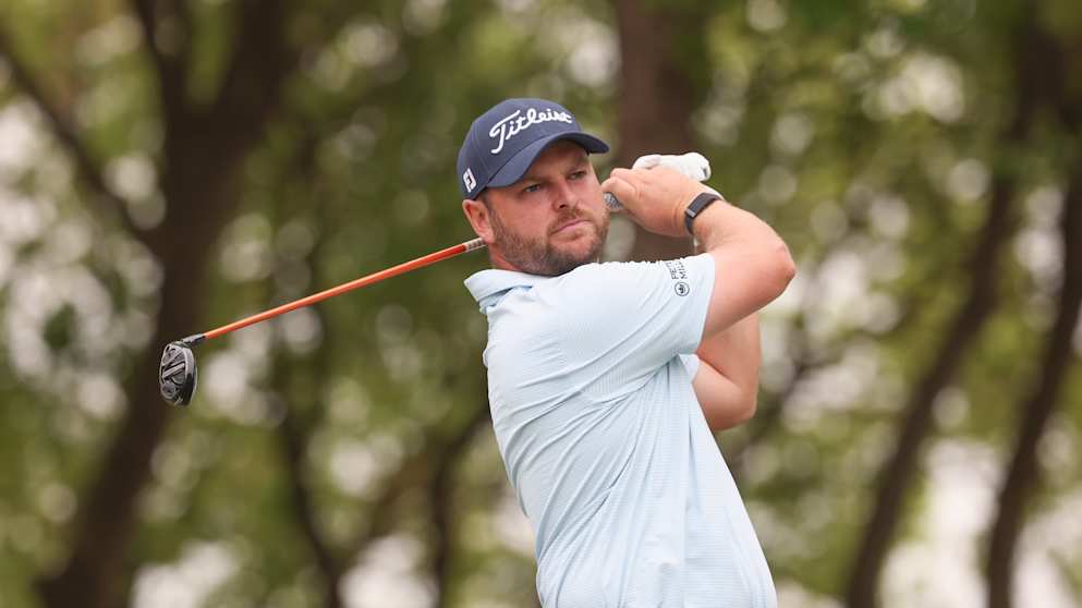 Jordan Smith-2210694313