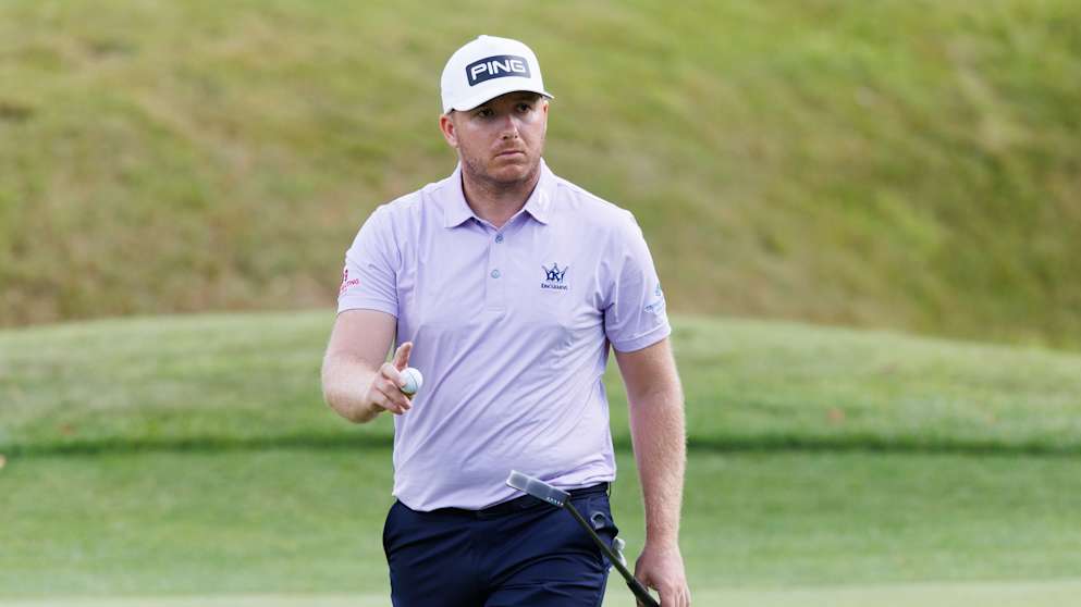 Daniel Young-2227680405