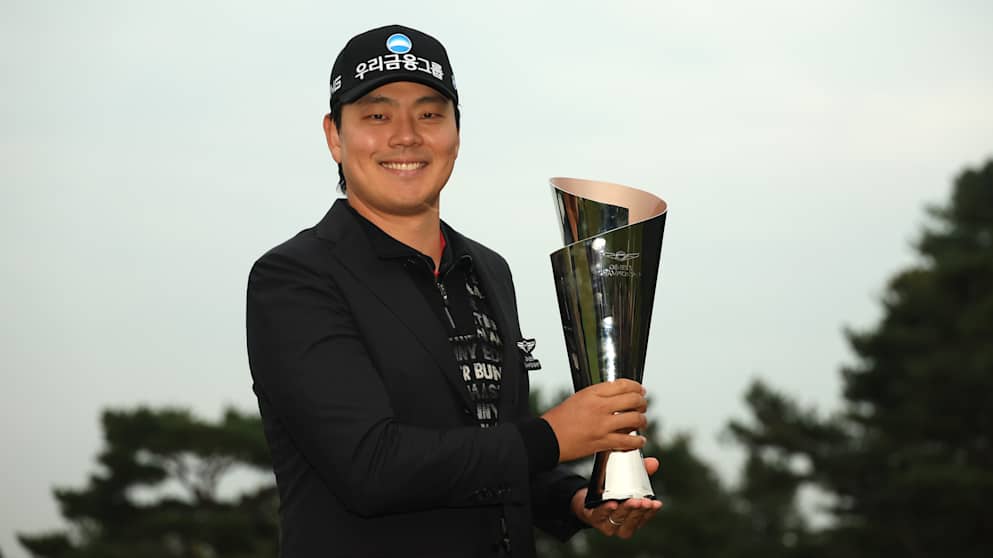 Junghwan Lee-2243457458