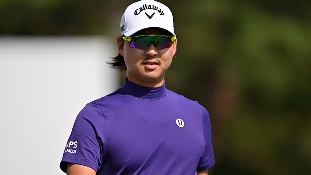 Min Woo Lee-2240517720