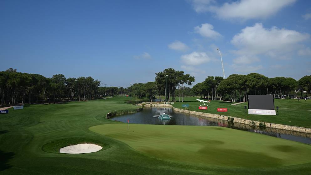 18th hole at National GC