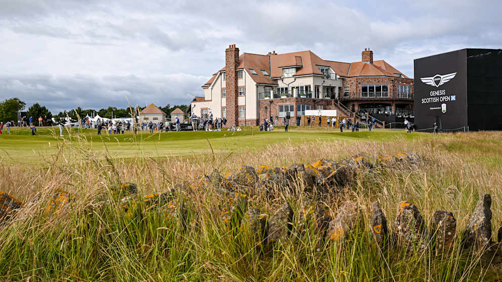 Renaissance Club-2161786350