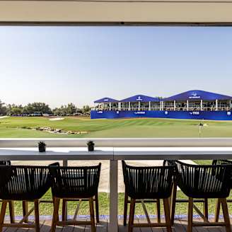 Members Lounge on 18