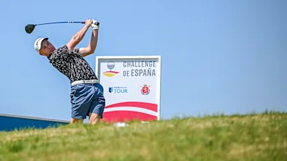 image: Van Velzen pulls clear at Isla Canela Links