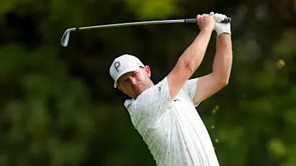 image: Lewis in seven-way tie atop congested Cape Town leaderboard