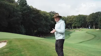 Wayne 'Radar' Riley on the first at Wentworth Club - Videos - DP World Tour