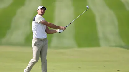 image: Viktor Hovland delighted with second round in Dubai despite swing issues