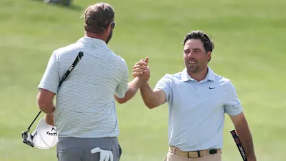 image: Alejandro Del Rey and Freddy Schott share one-shot lead in Bahrain