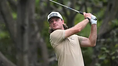 image: Freddy Schott leads in India as defending champion Eugenio Chacarra lurks