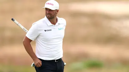 image: Wyndham Clark riding momentum, holds commanding lead after making U.S. Open scoring history