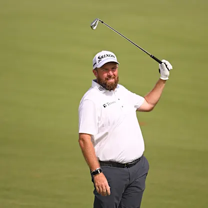 image: WATCH | 'The worst best shot of all time' - Lowry gets lucky on the 11th