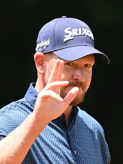 image: Jacques Kruyswijk continues fast start with second consecutive chip-in