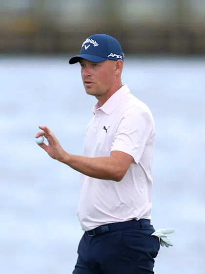 image: WATCH | Jeff Winther holes eagle putt to take solo lead
